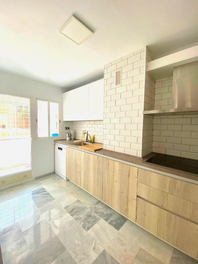 Appartement Expoholidays- Primera Linea Con Parking Incluido *